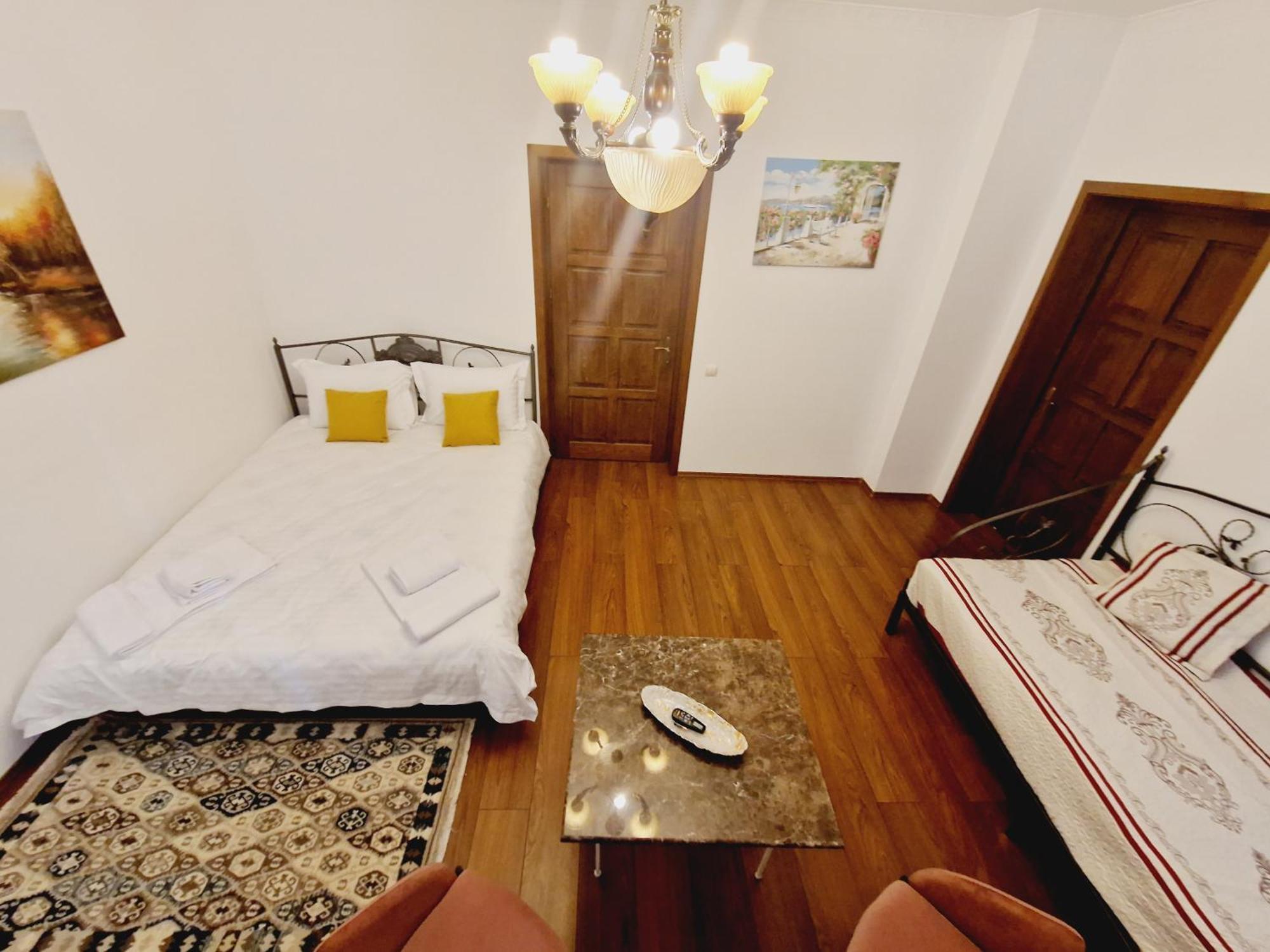 فيلا 5* Royal House Near Unirii Square كلوج-نابوكا المظهر الخارجي الصورة